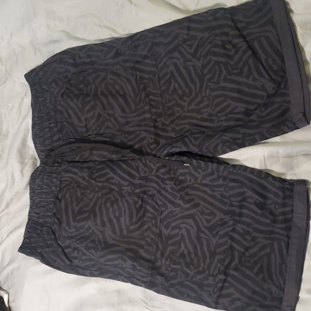 Ring of Fire black shorts